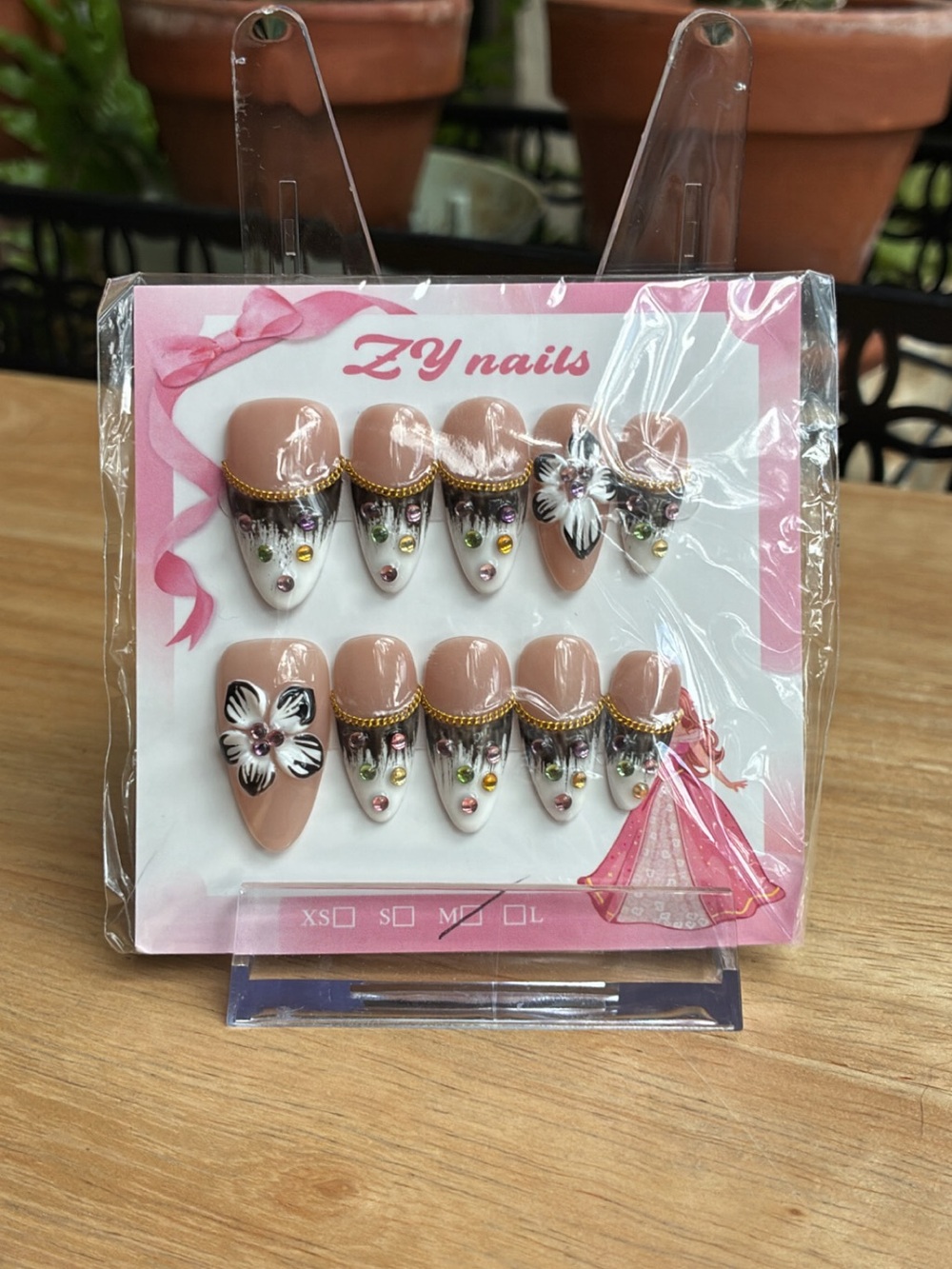 3D Flower & Gem Accent French Tip Press-On Nails (Size M)